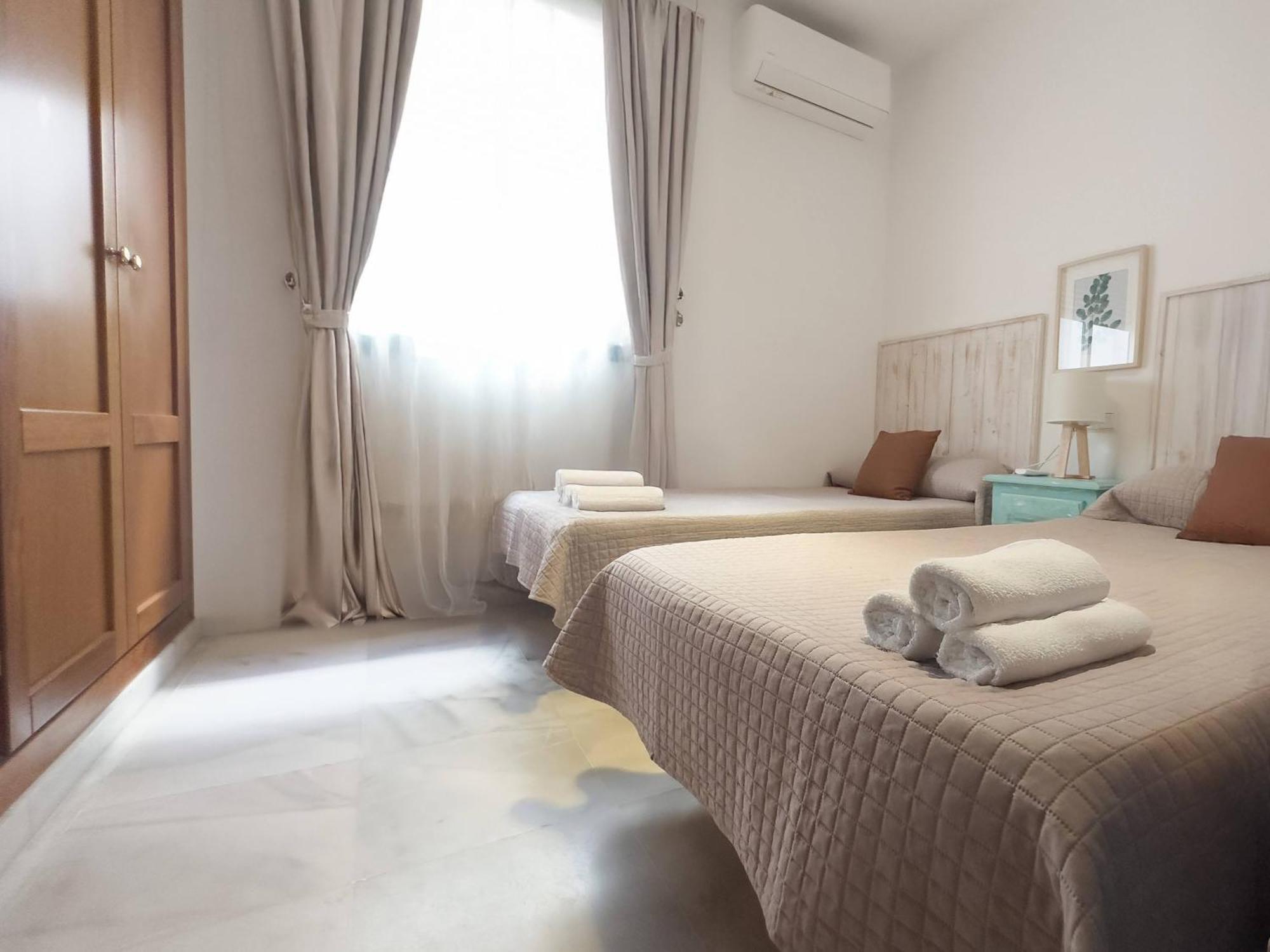 Apartamento Aguamarina 5C Primera Linea De Playa เอสเตโปนา ภายนอก รูปภาพ